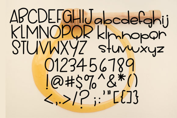 Bumbly: A Script Handwritten Font for Creative Editorial Design